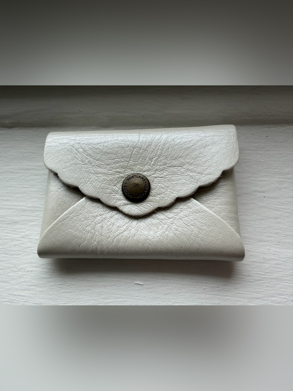 Portland Leather Goods Mini Daisy Wallet in Pearl ⚪️ NWOT
